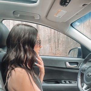 Meet your Posher, Megan